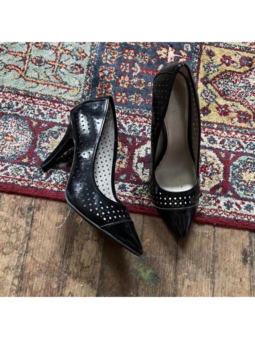 y2k Black cap toe pointed heels. christian soriano size 8